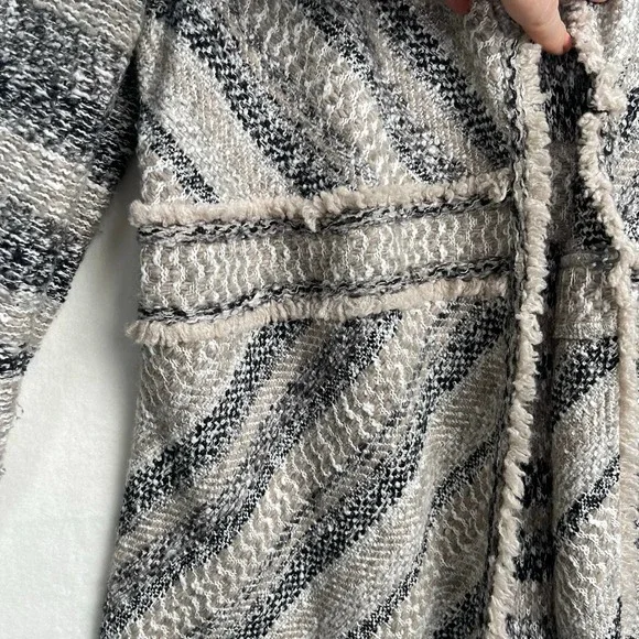 Chico's 2 (Women's Large) Grey Pattern Long Sweater Cardigan, Wool Blend - Picture 7 of 15